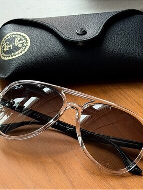 Ray-Ban Aviator Sunglasses